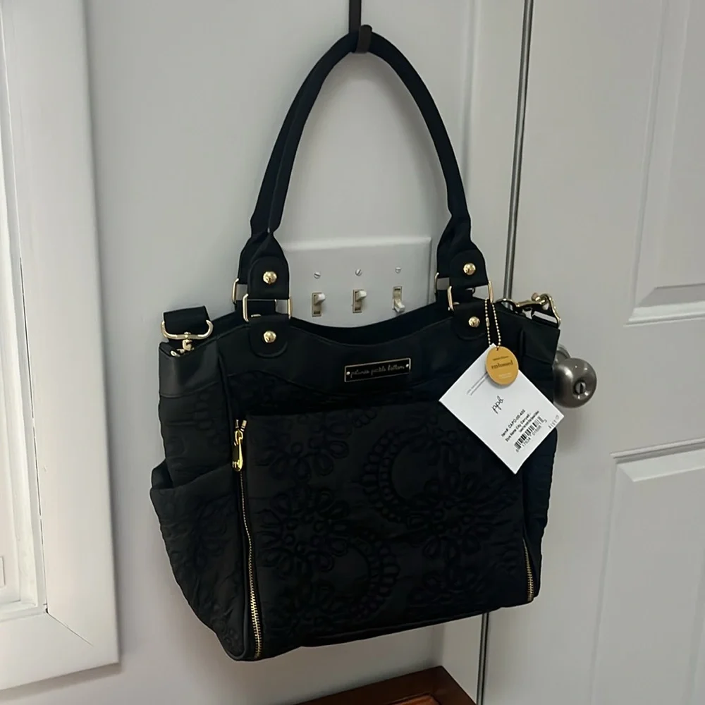 Petunia Pickle Bottom Central Park North Embossed City Carryall Diaper Bag,NWT